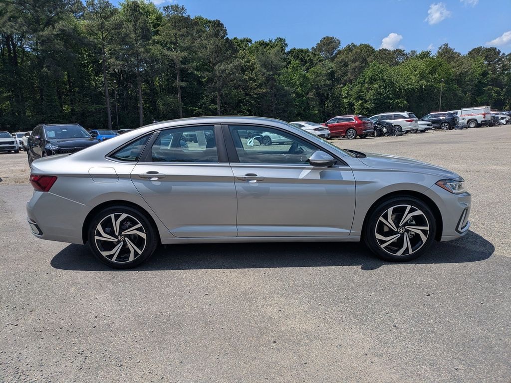 New 2026 Volkswagen Jetta 1.5T SEL Sedan