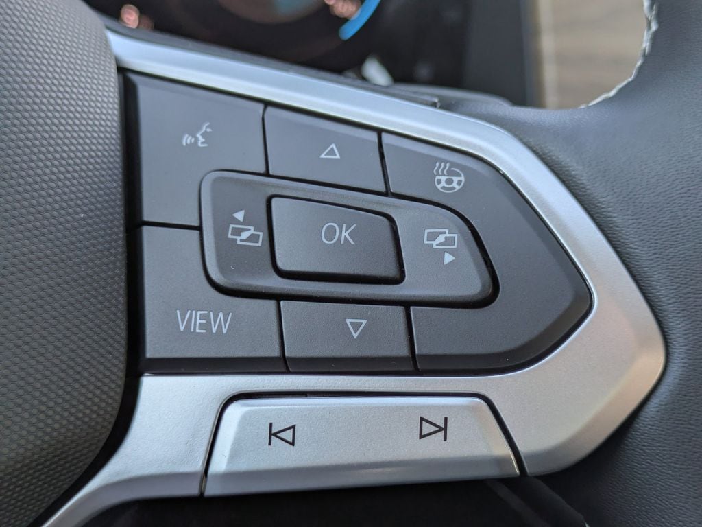2026 Volkswagen Atlas SE w/Tech - Photo 25