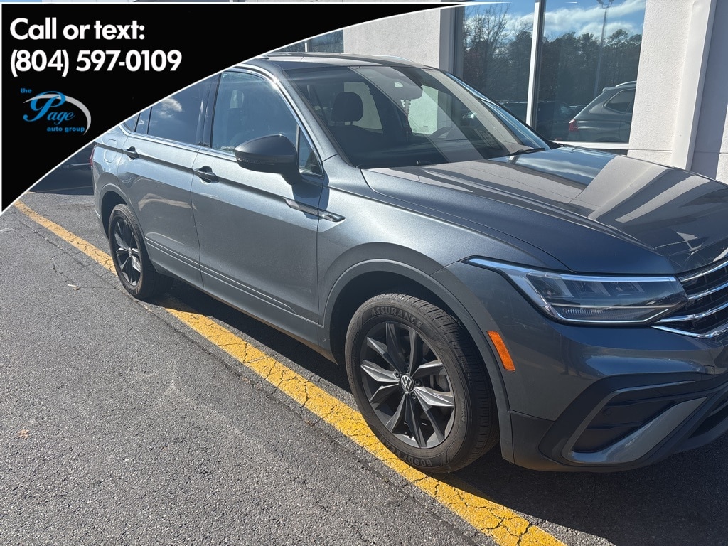 2023 Volkswagen Tiguan SE's photo
