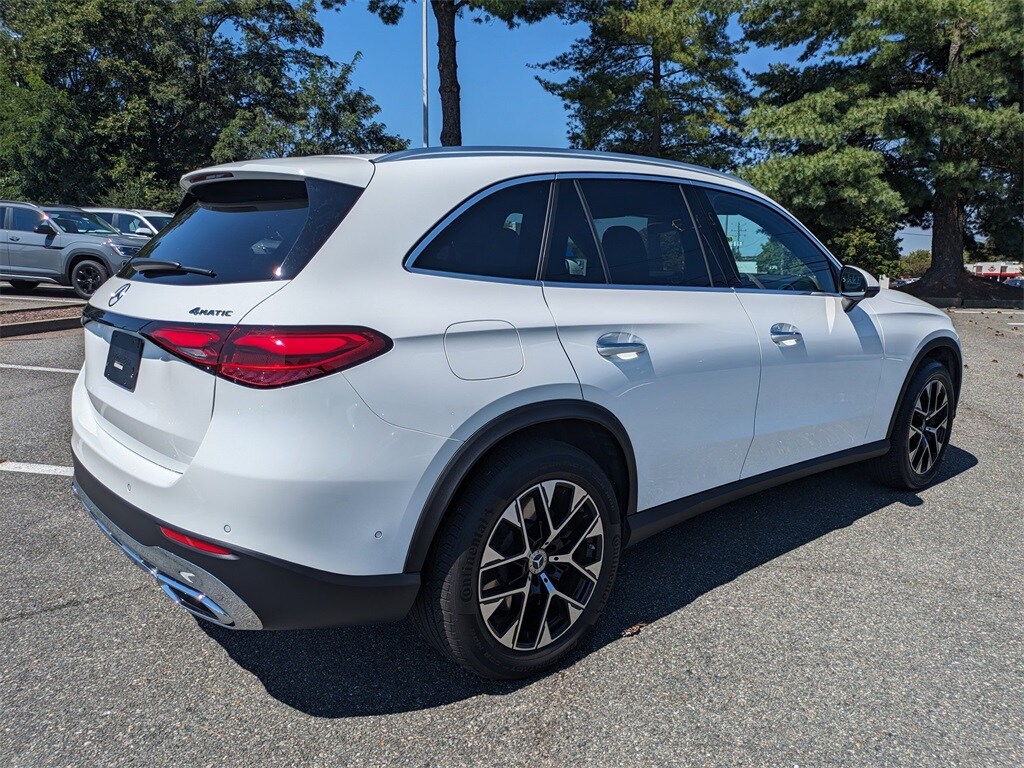 2025 Mercedes Benz GLC 350e 4MATIC photo 4