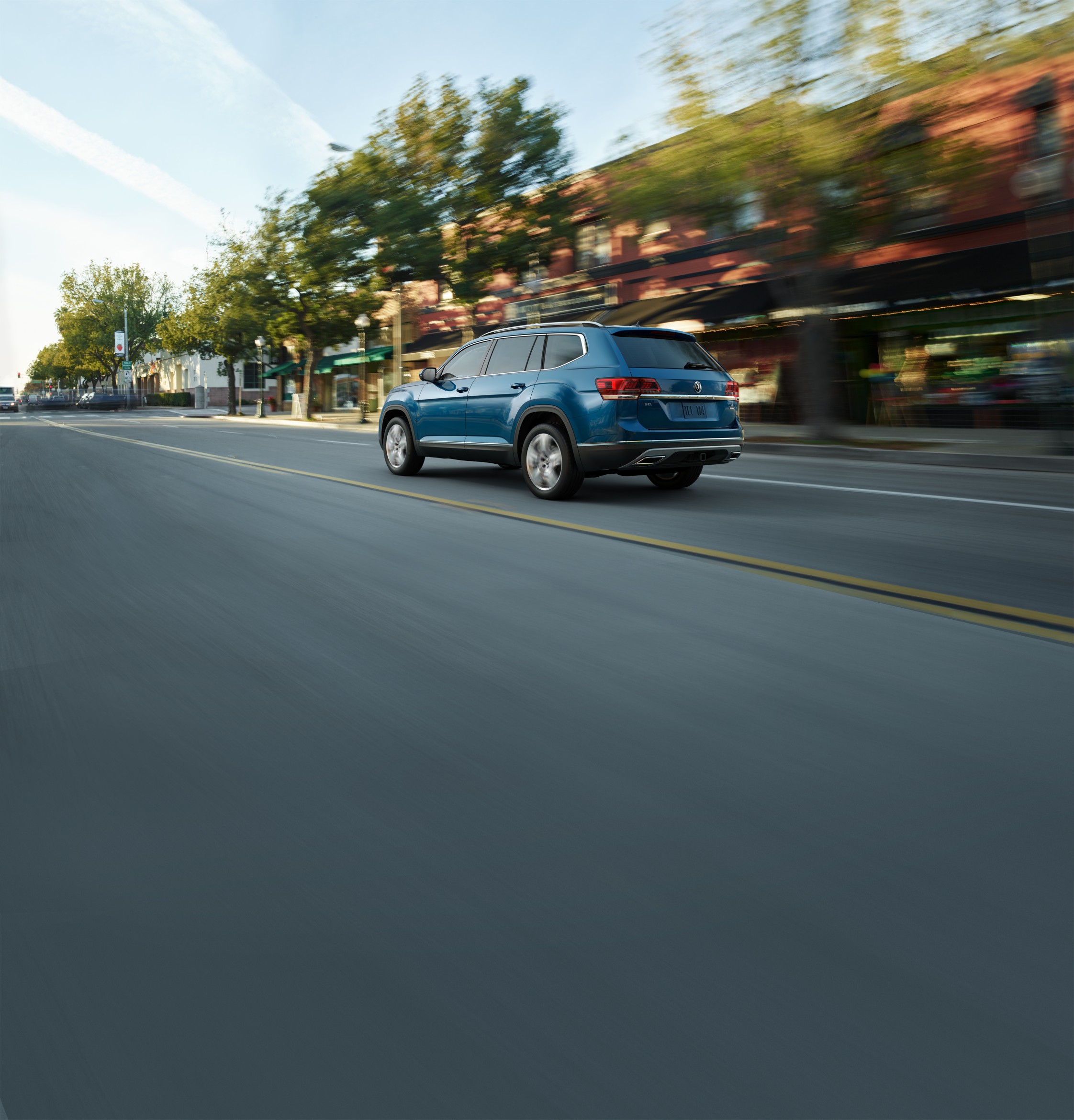 West Broad Volkswagen is a Volkswagen Dealership near Innsbrook, VA | 2021 Volkeswagen Arteon driving downtown