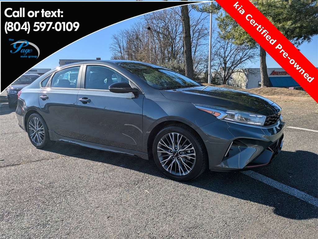 2023 Kia Forte GT-Line's photo