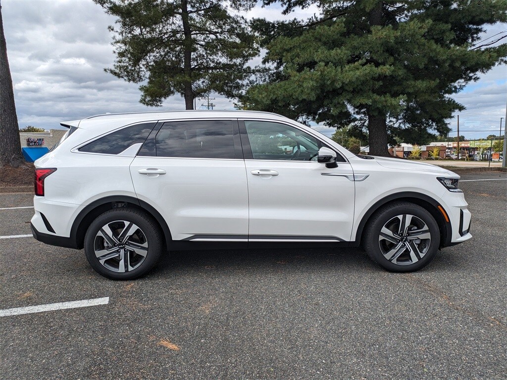 2024 Kia Sorento Hybrid EX photo 2