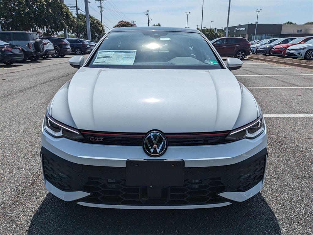 2025 Volkswagen Golf GTI SE - Photo 9