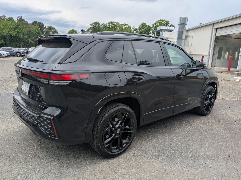 New 2026 Volkswagen Tiguan 2.0T SE R-Line Black SUV