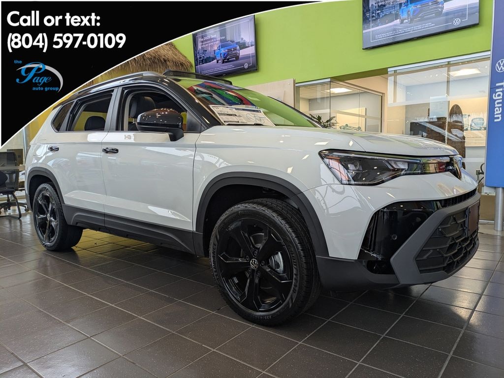 New 2026 Volkswagen Taos 1.5T SE Black SUV
