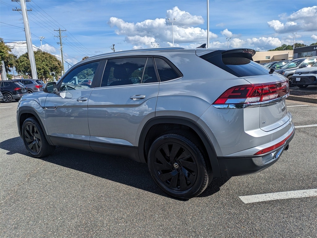 2026 Volkswagen Atlas Cross Sport SE w/Tech - Photo 6