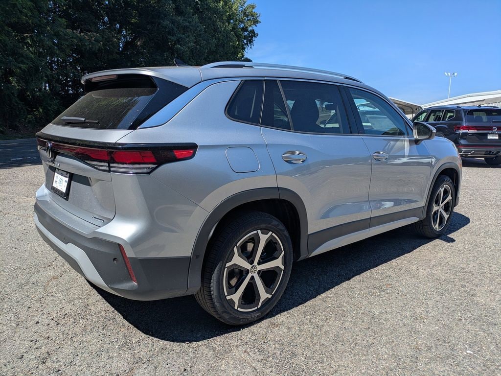New 2026 Volkswagen Tiguan 2.0T SE SUV