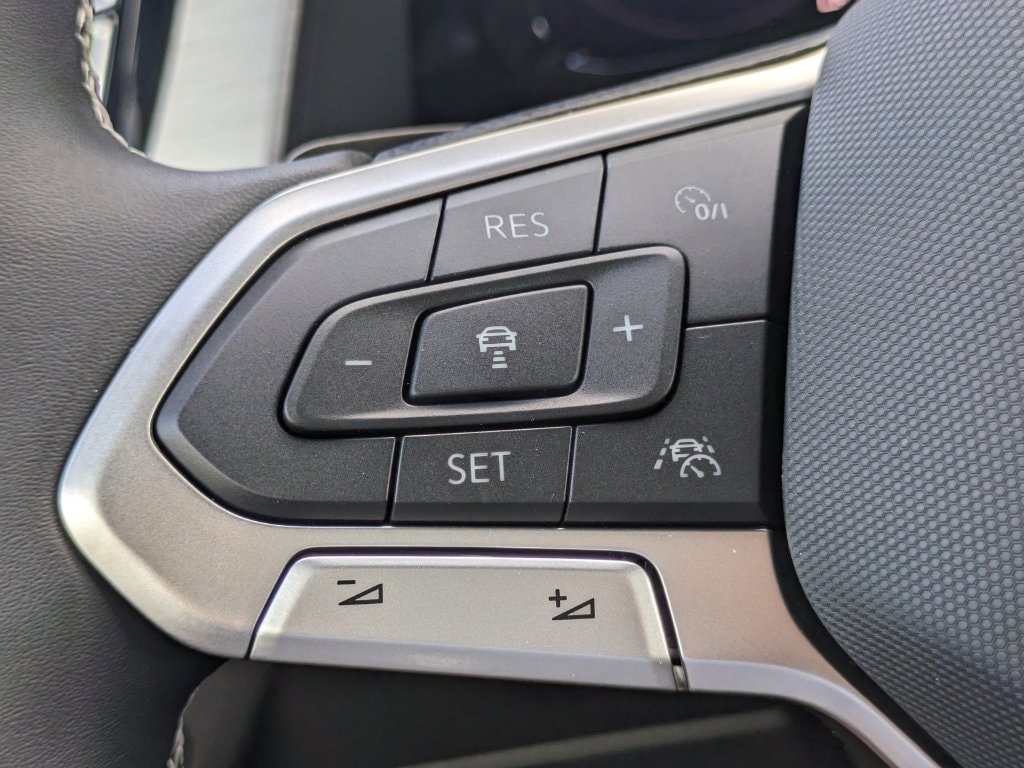 2026 Volkswagen Atlas Cross Sport SE w/Tech - Photo 25