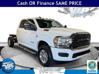 2024 Ram 3500 Chassis Cab Laramie Laramie 4WD Crew Cab 60 CA 172.4 WB