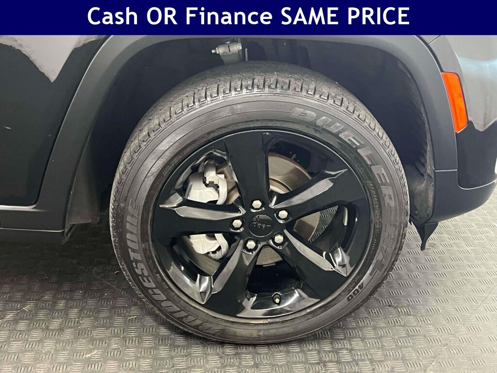 Used 2023 Jeep Grand Cherokee Limited Limited 4x4