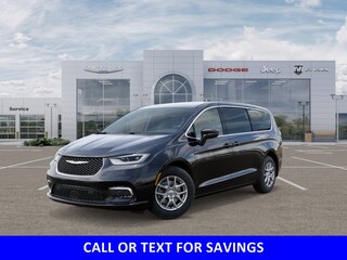 2026 Chrysler Pacifica SELECT Passenger Van for sale on Long Island, NY
