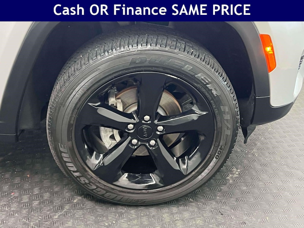 Used 2025 Jeep Grand Cherokee Altitude X Altitude X 4x4