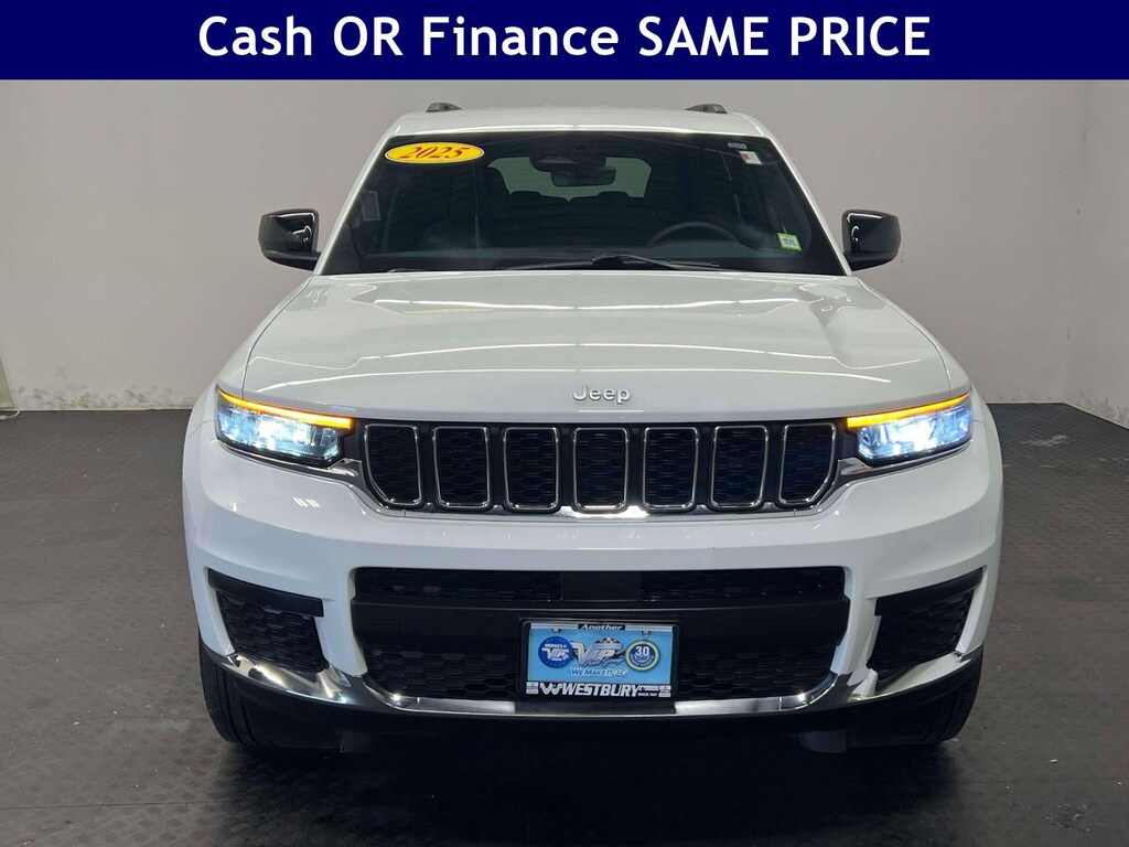 Used 2025 Jeep Grand Cherokee L Laredo Laredo 4x4