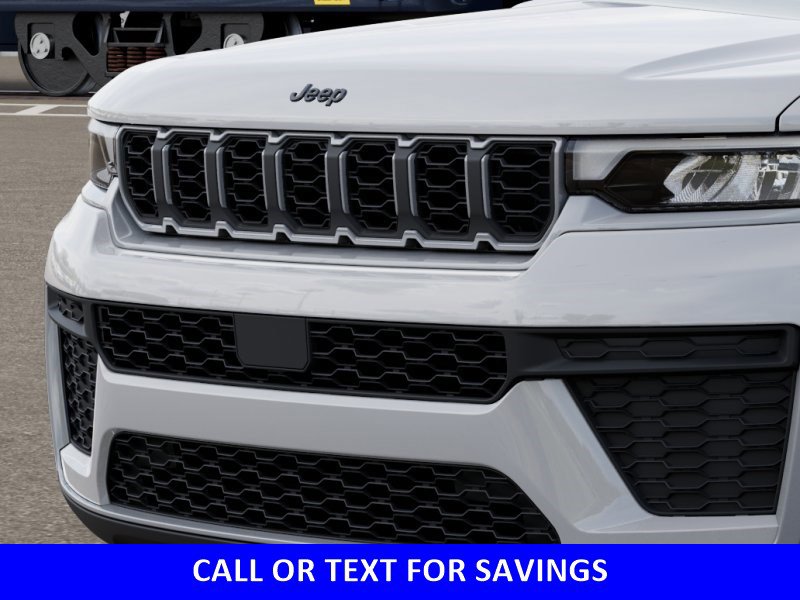 2026 Jeep Grand Cherokee Laredo - Photo 11