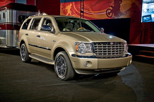 2009_chrysler_aspen_hybrid.jpg