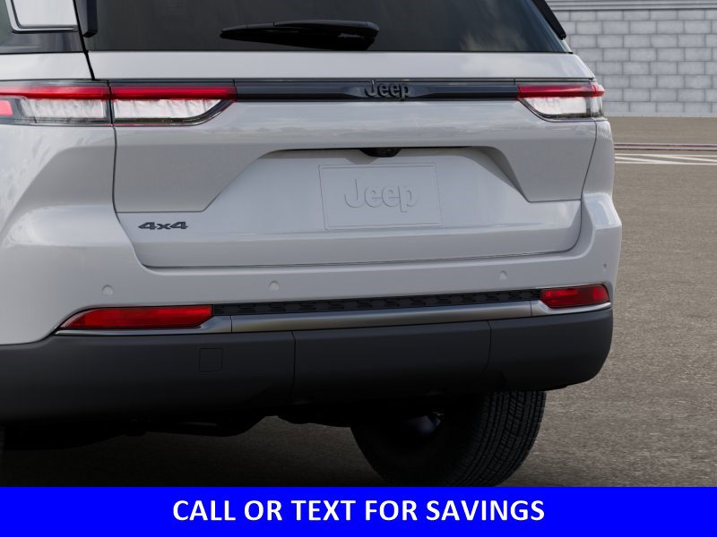 2026 Jeep Grand Cherokee Laredo - Photo 13