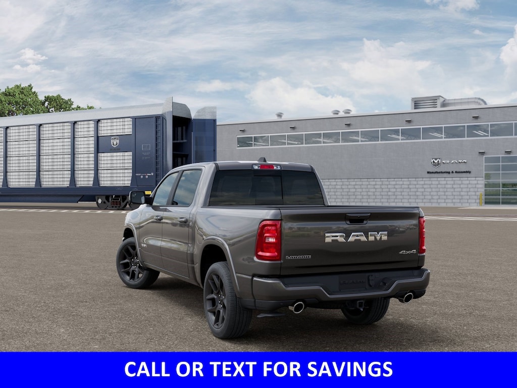 New 2026 Ram 1500 LARAMIE CREW CAB 4X4 5'7 BOX Pickup