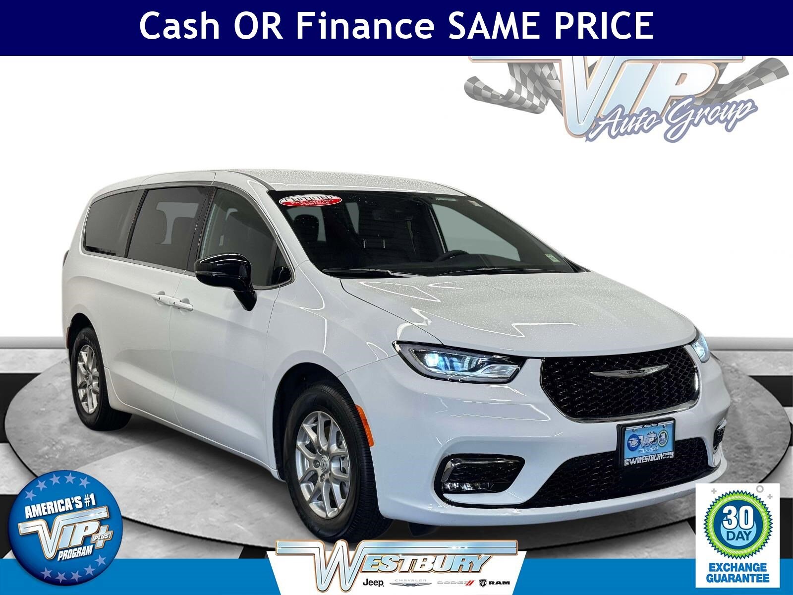 2026 Chrysler Pacifica Select's photo