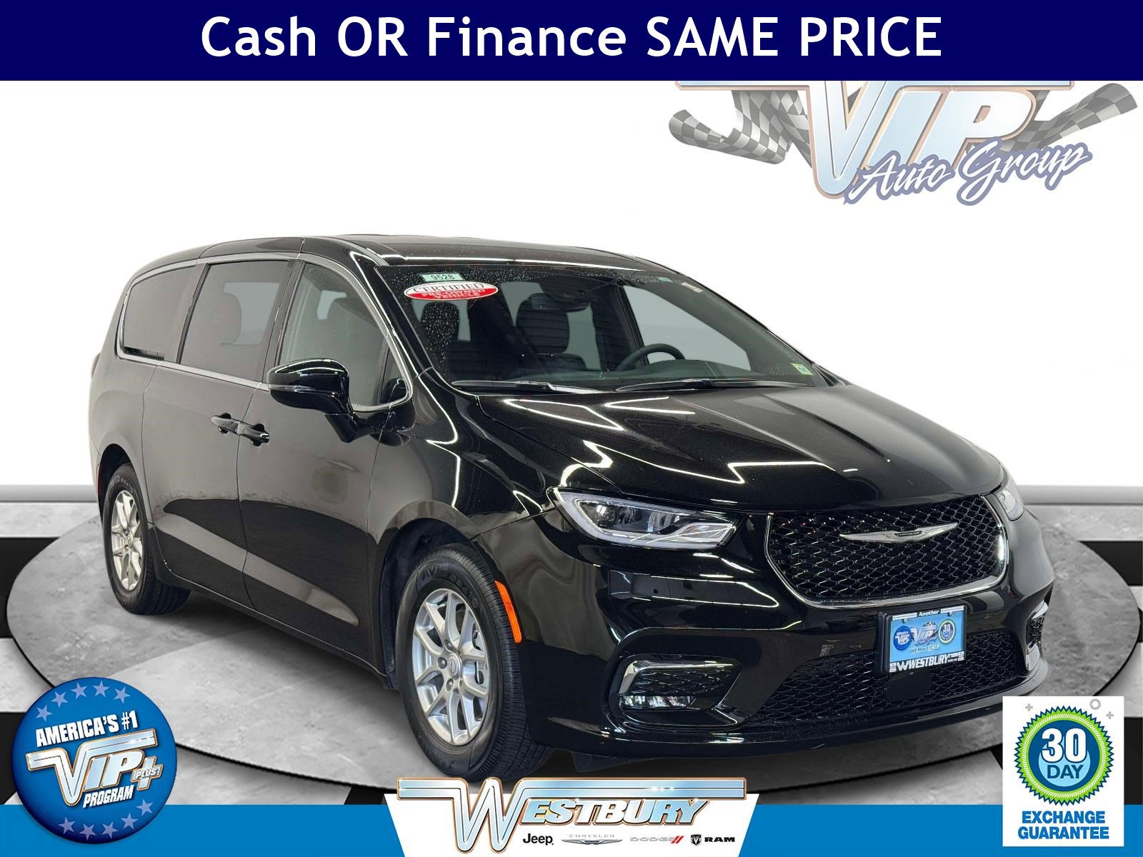 2026 Chrysler Pacifica Select's photo