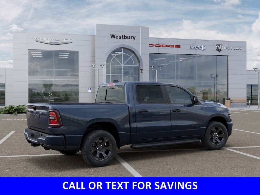 New 2026 Ram 1500 EXPRESS CREW CAB 4X4 5'7 BOX Pickup