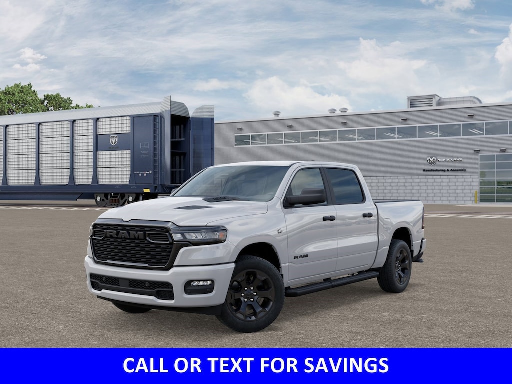 New 2026 Ram 1500 EXPRESS CREW CAB 4X4 5'7 BOX Pickup