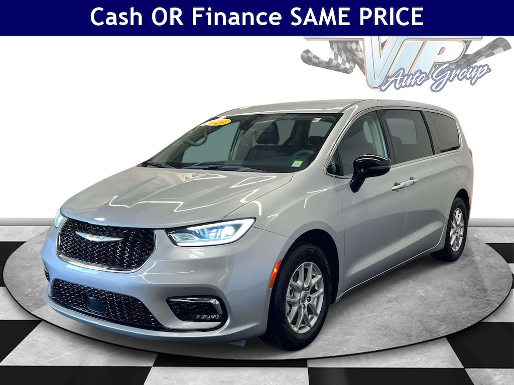 Certified 2024 Chrysler Pacifica Touring L Touring L FWD