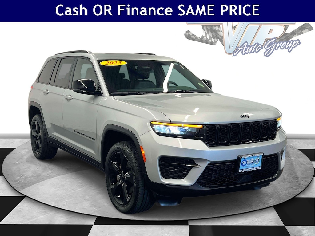 Used 2025 Jeep Grand Cherokee Altitude X Altitude X 4x4