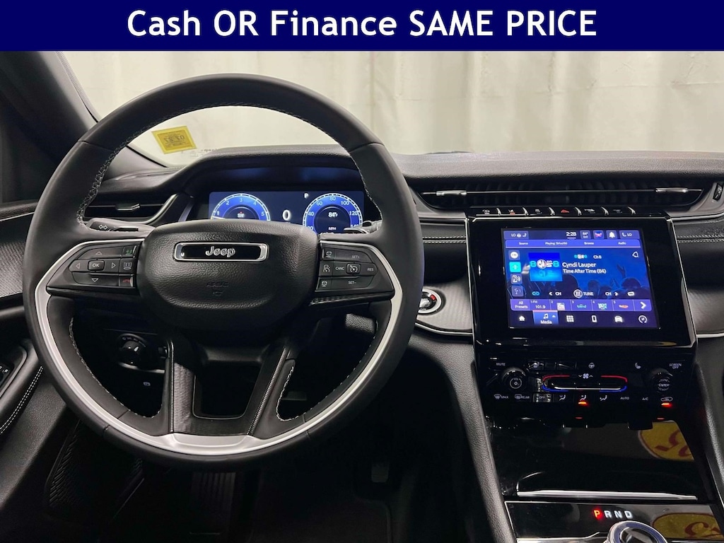 Used 2025 Jeep Grand Cherokee L Altitude X Altitude X 4x4