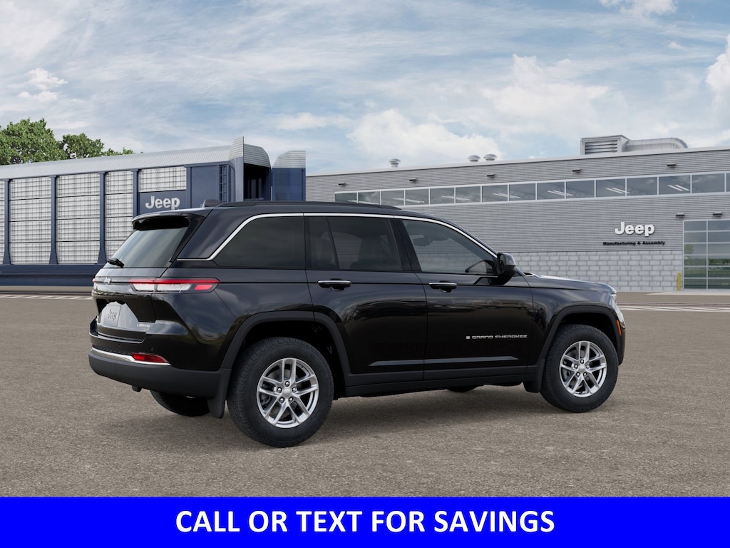 New 2025 Jeep Grand Cherokee LAREDO X 4X4 Sport Utility