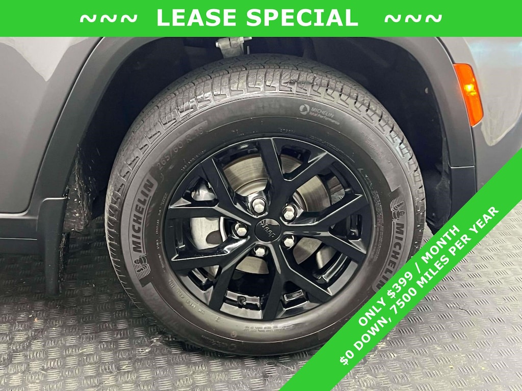 Used 2026 Jeep Grand Cherokee Laredo Altitude Laredo Altitude 4x4