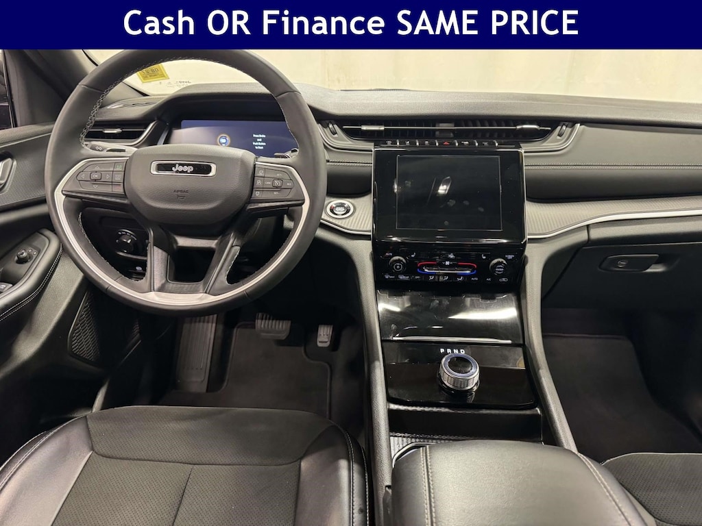 Used 2025 Jeep Grand Cherokee Altitude X Altitude X 4x4