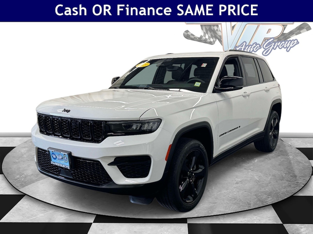 Used 2023 Jeep Grand Cherokee Altitude Altitude 4x4