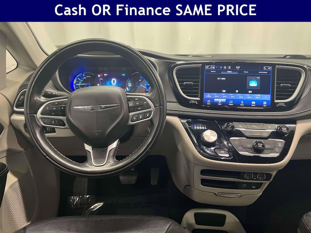 Used 2022 Chrysler Pacifica Hybrid Touring L Hybrid Touring L FWD