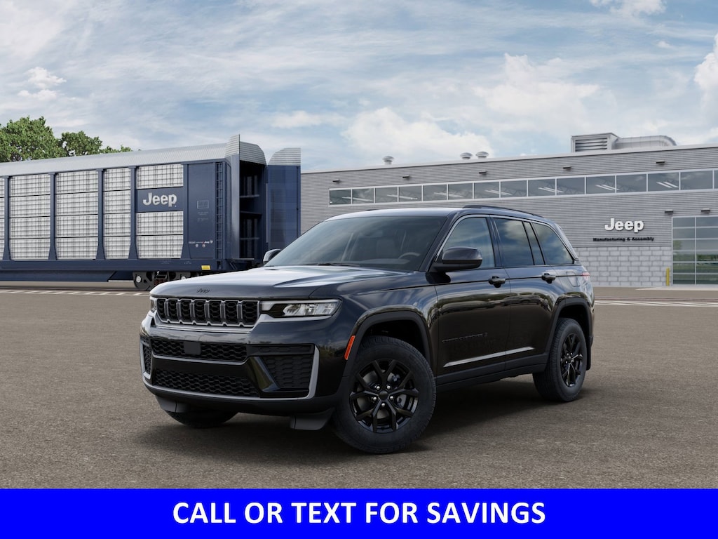 New 2026 Jeep Grand Cherokee LAREDO ALTITUDE 4X4 Sport Utility
