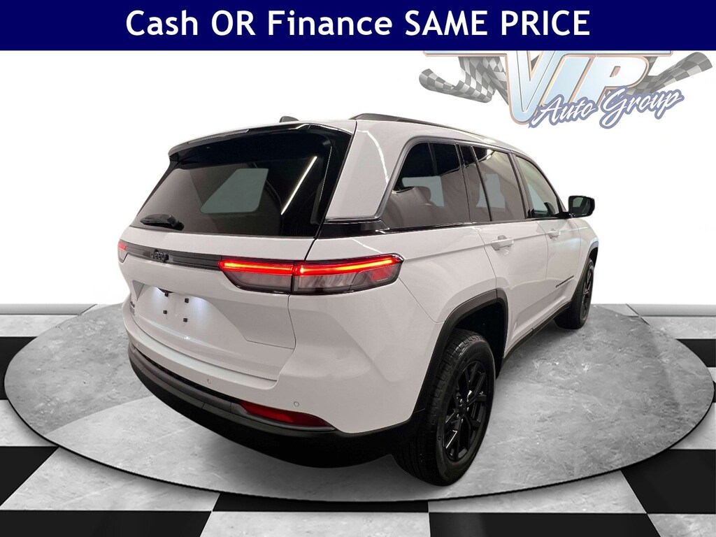 Used 2026 Jeep Grand Cherokee Laredo Altitude Laredo Altitude 4x4