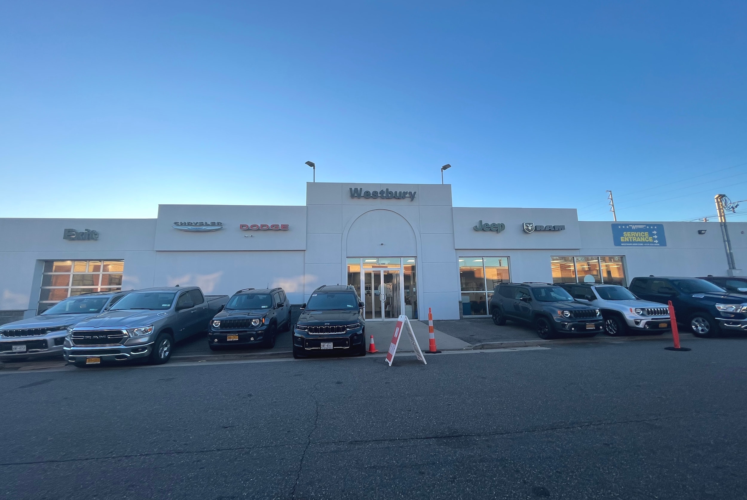 New & Used Auto Dealership Long Island, NY Westbury JCDR