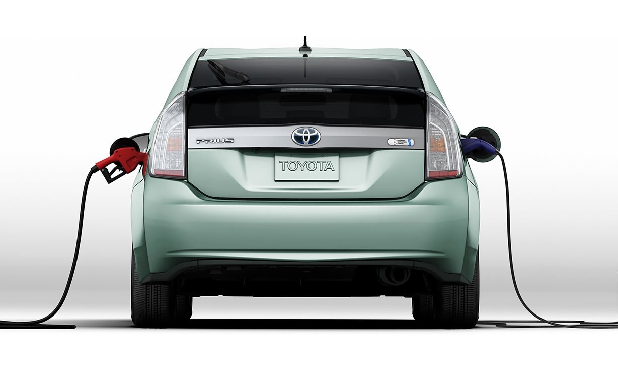 2015 Toyota Prius Plug-in Hybrid Exterior