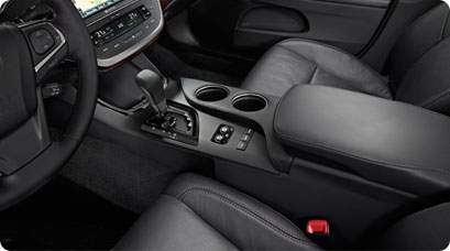 2015 Toyota Avalon Interior Console