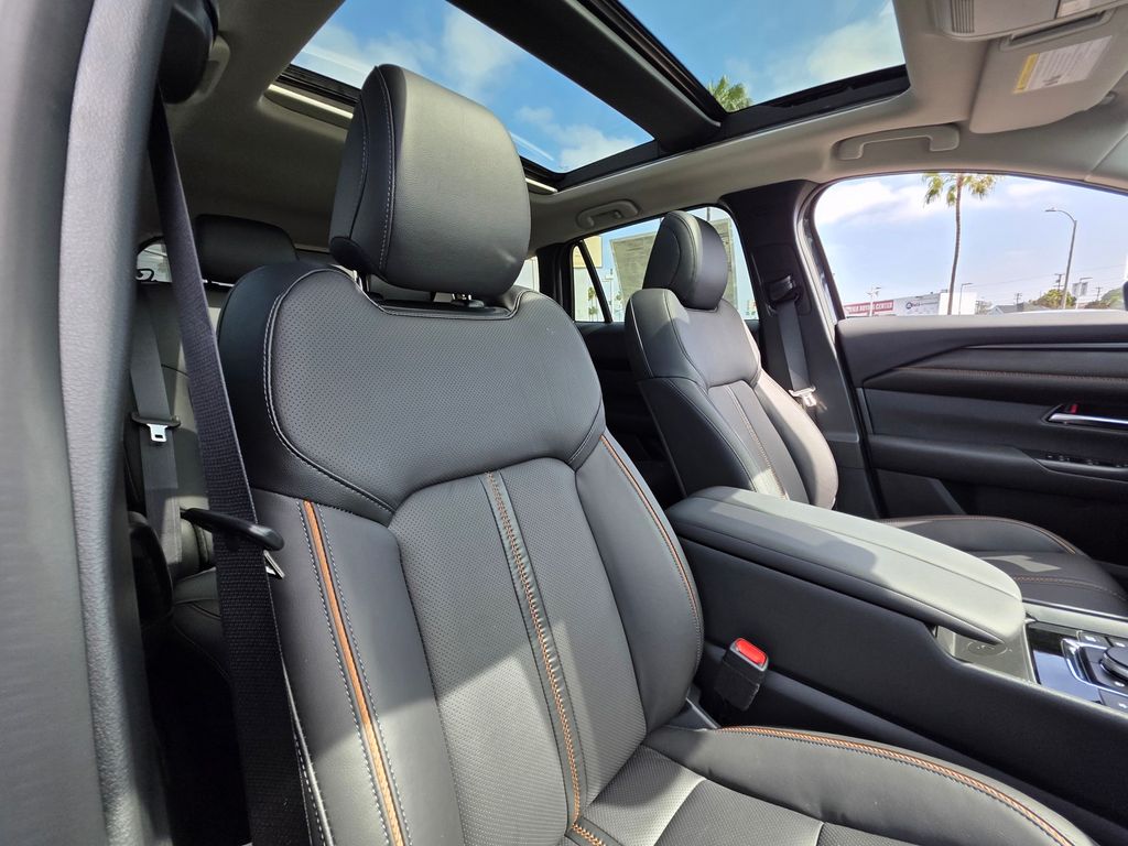 2025 Mazda CX-50 Premium Plus - Photo 11