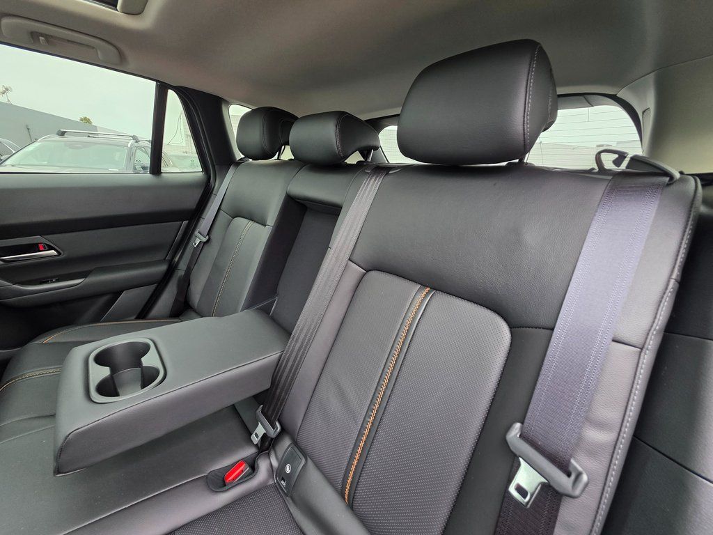 2025 Mazda CX-50 Premium Plus - Photo 18