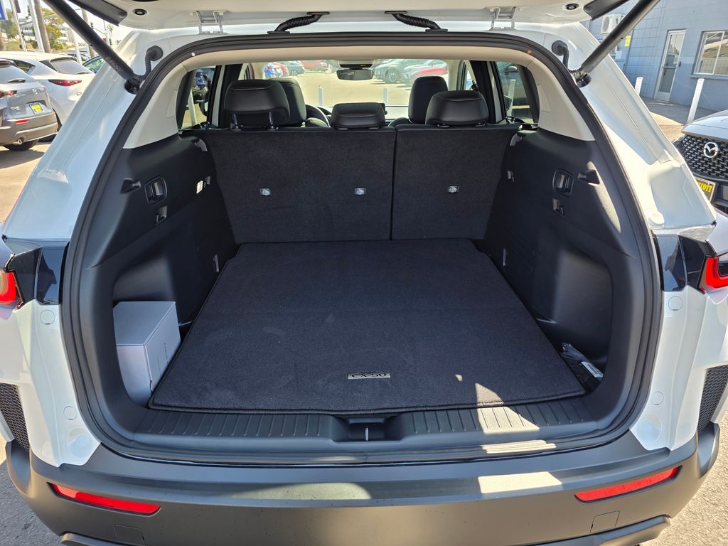 2025 Mazda CX-50 Premium - Photo 14