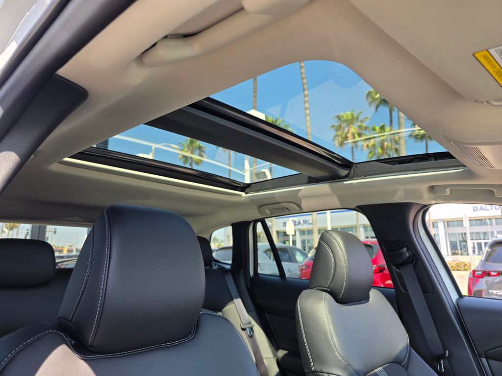 2025 Mazda CX-50 Premium - Photo 12