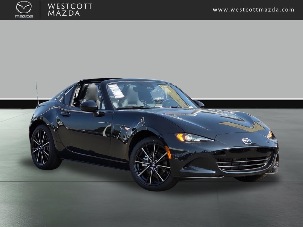 2025 Mazda MX-5 Miata RF Grand Touring's photo