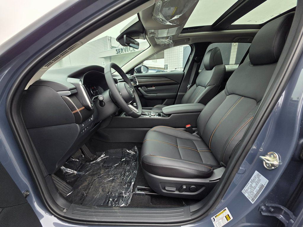 2025 Mazda CX-50 Premium Plus - Photo 17