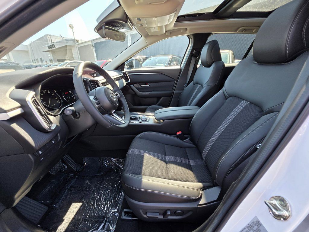 2025 Mazda CX-50 Premium - Photo 15