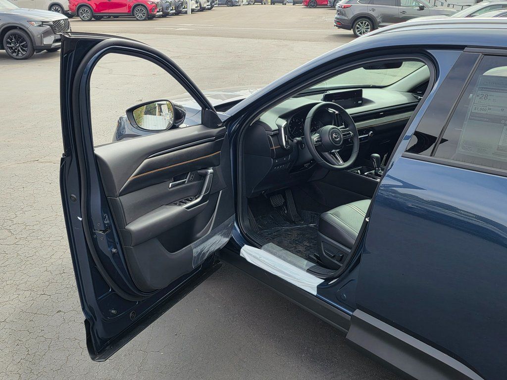 2025 Mazda CX-50 Premium Plus - Photo 39