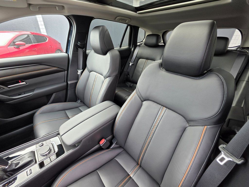 2025 Mazda CX-50 Premium Plus - Photo 17