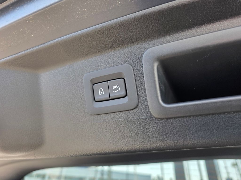 2025 Mazda CX-50 Premium Plus - Photo 14