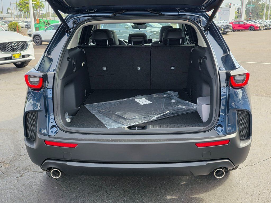 2025 Mazda CX-50 Premium - Photo 11